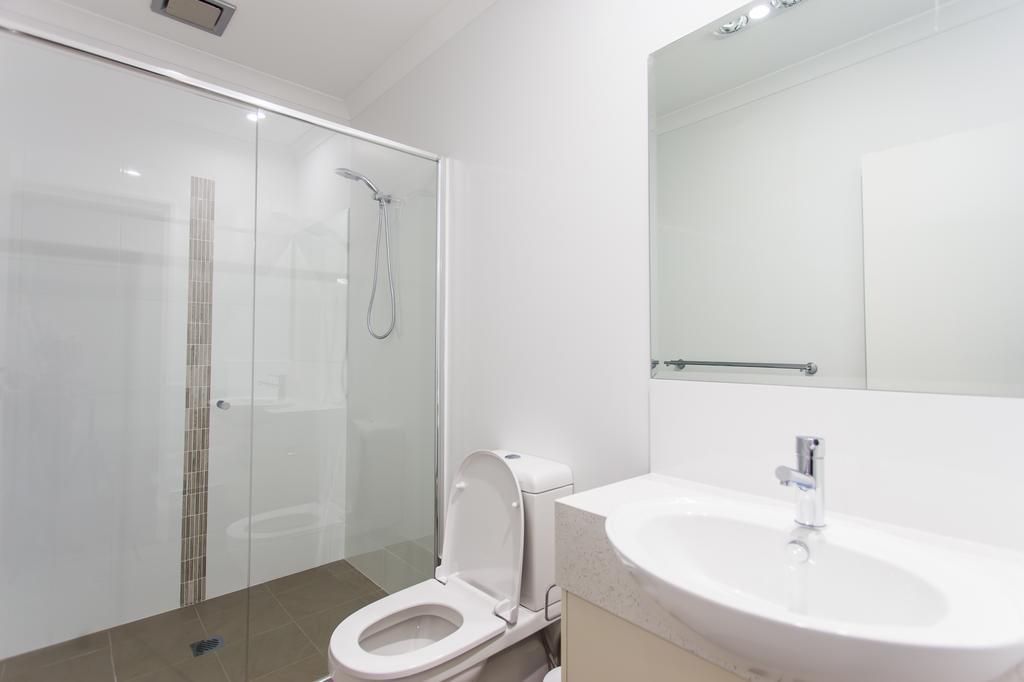 Reflections By Rockingham Apartments חדר תמונה